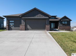11520 S 117th St, Papillion, NE 68046
