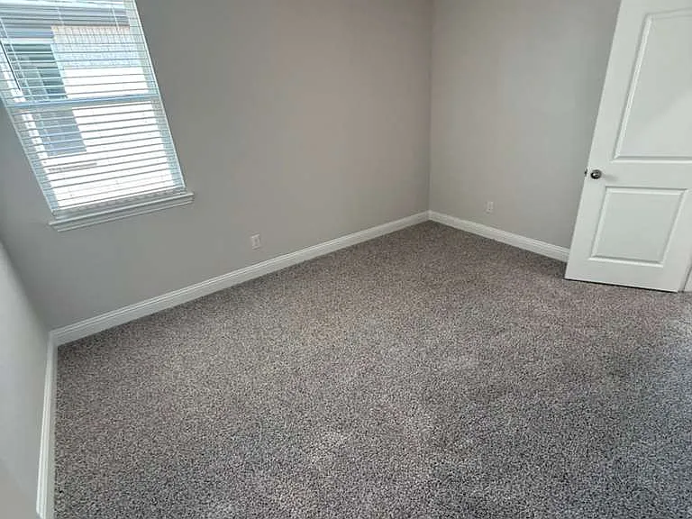 517 Lana Dr — Photo 17