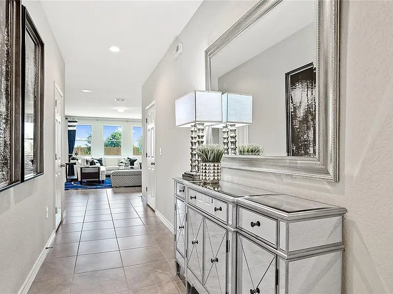 1356 Eagle Ridge Trl — Photo 4