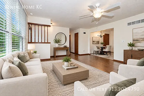 Classic Ranch w/Double Garage #9420 — Photo 3
