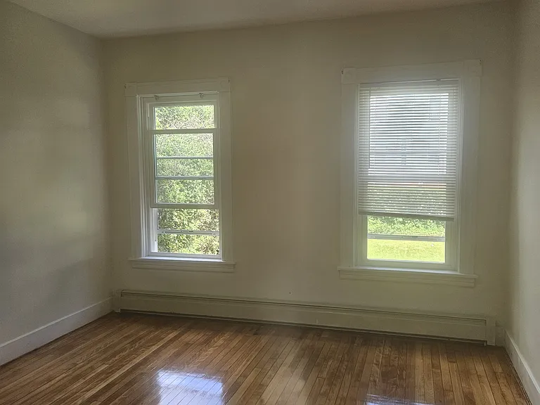 12 Sylvan St #2 — Photo 6