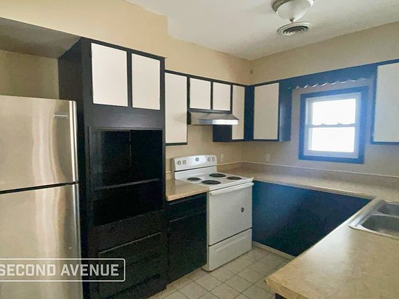 4th image of 706 W Berkeley Ave