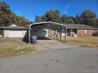 8517 E 122nd St S, Bixby, OK 74008