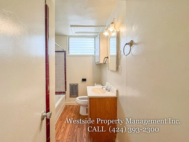 244 S Doheny Dr #244A — Photo 15