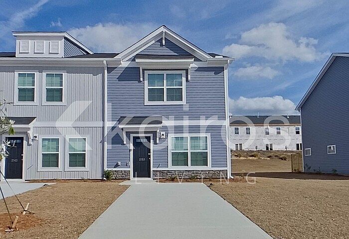 1st image of 2153 Banyon Cir