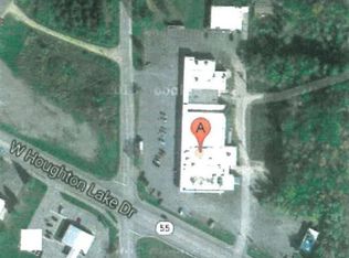 715 S Loxley Rd, Houghton Lake, MI 48629