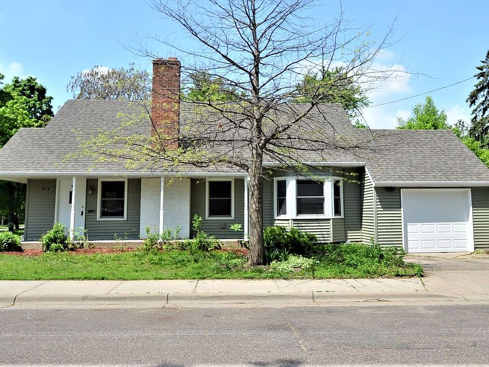 1st image of 653 Wheelock Pkwy W