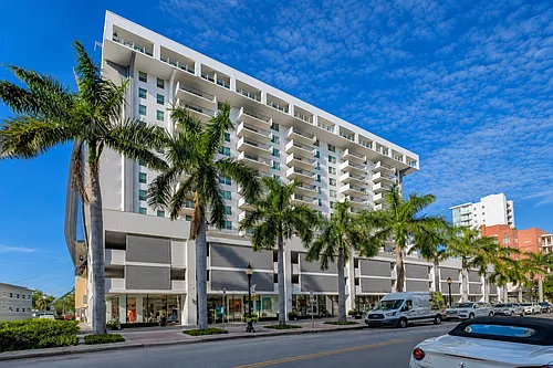101 S Gulfstream Ave #15D Photo 1