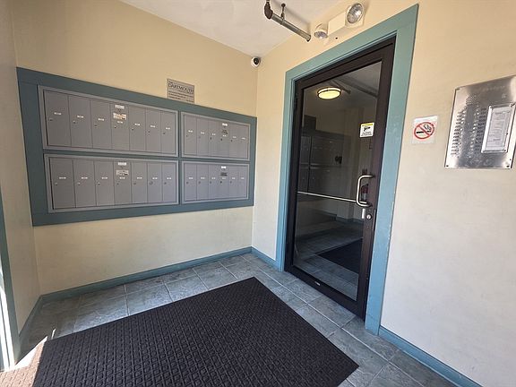 3rd image of 39 Broadway APT 206