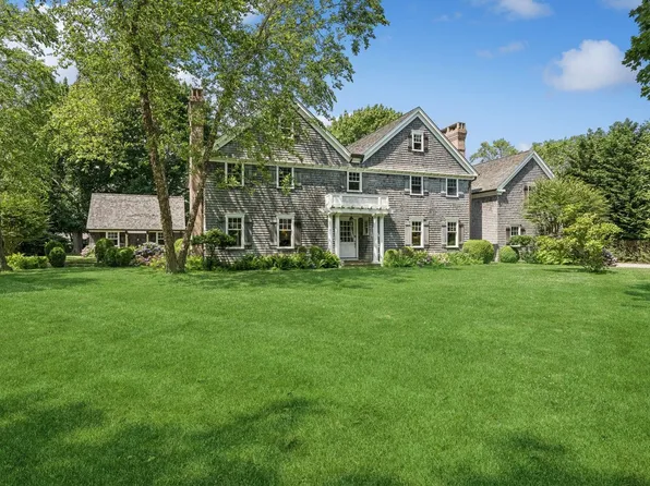 5 New Ln, Southampton, NY 11968