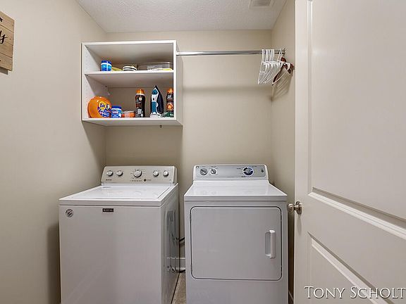 4th image of 6586 Potters Wheel Dr SE #128
