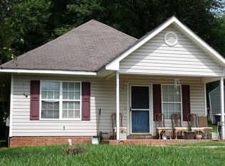 3118 Morning Dr, Charlotte, NC 28208