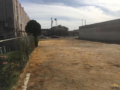 710 Jackson St, Bakersfield, CA, 93305