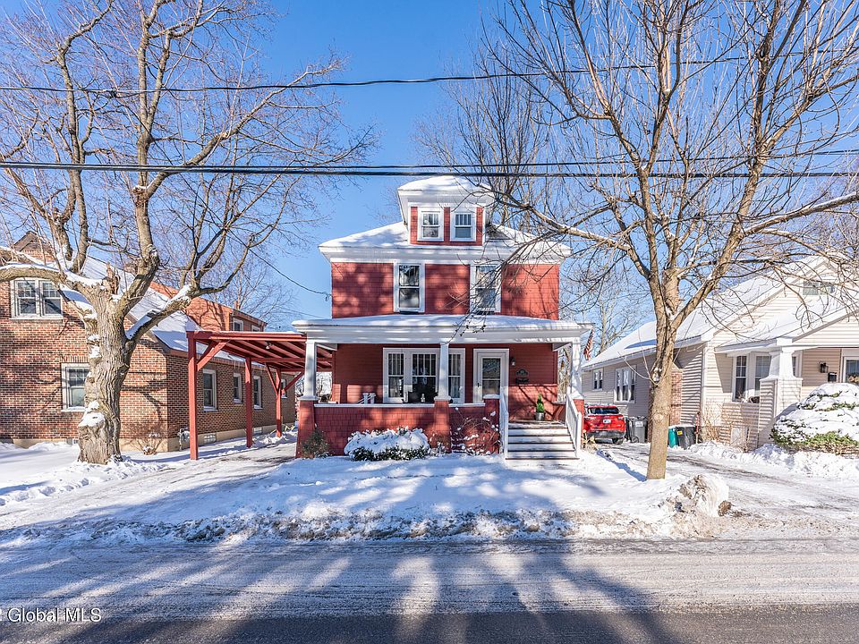 1111 Regent St, Niskayuna, NY 12309 Zillow