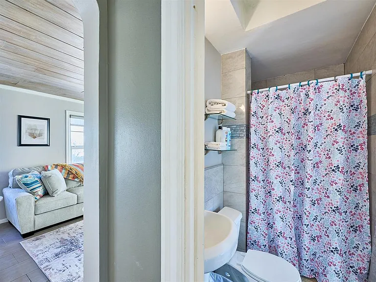 1214 E Atlantic Ave #1 — Photo 11