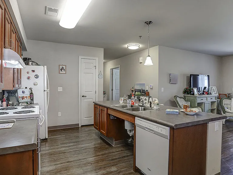 Brookside Commons — Photo 23