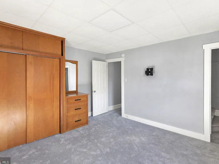 2133 Fairview St — Photo 5