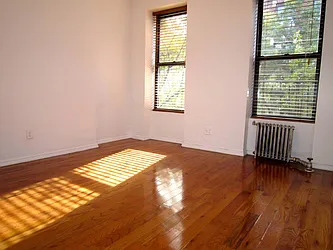 Rented by Concept Real Estate Group