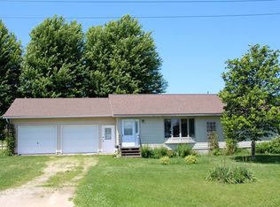 106 9th St SE, Rockford, IA 50468