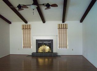 393 Country Club Ln, Naples, FL 34110