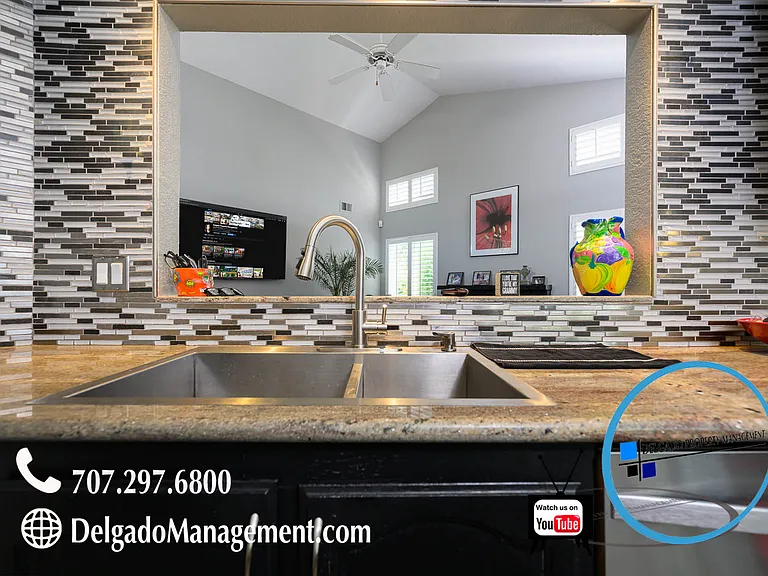 746 Tulip Ct — Photo 16
