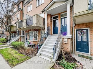 28 Sommerset Way #1716, Toronto, ON M2N6W7