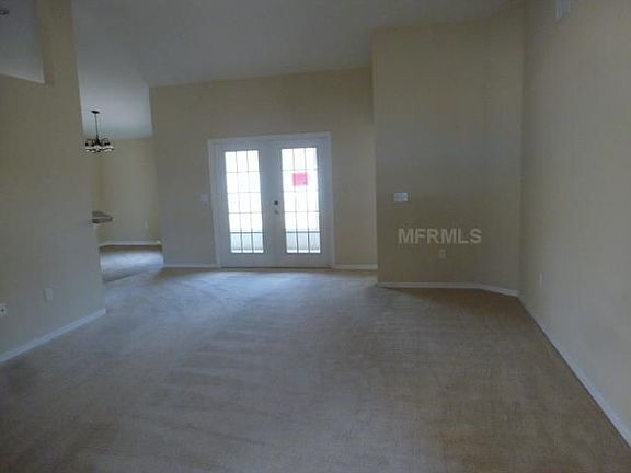 5th image of 138 Sierra Cir