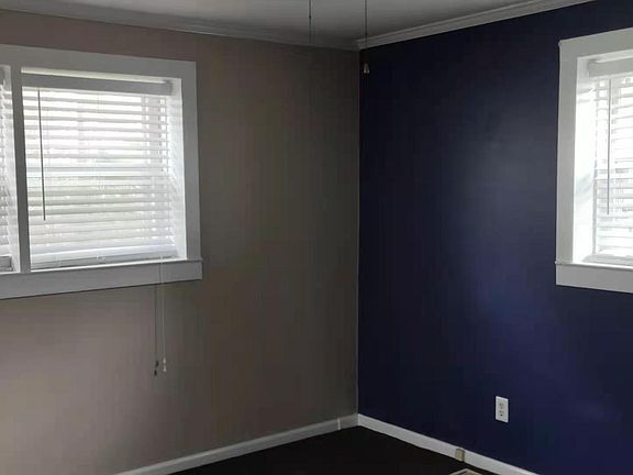 4th image of 311 Pitts Cir