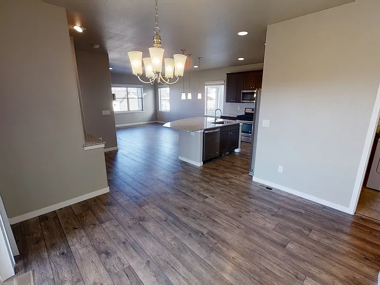 2041 Medici Ln — Photo 14