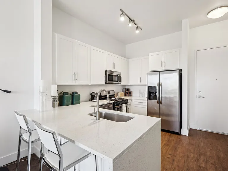 312 Northwood — Photo 12