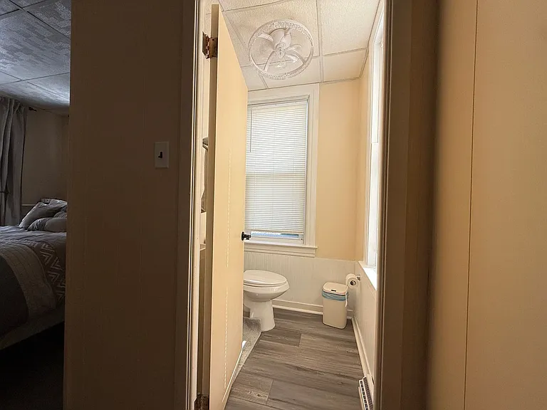 400 Maple St — Photo 9