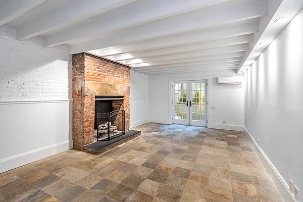Rented by Compass | media 15