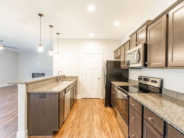 1125 Old Graves Mill Rd #700-702