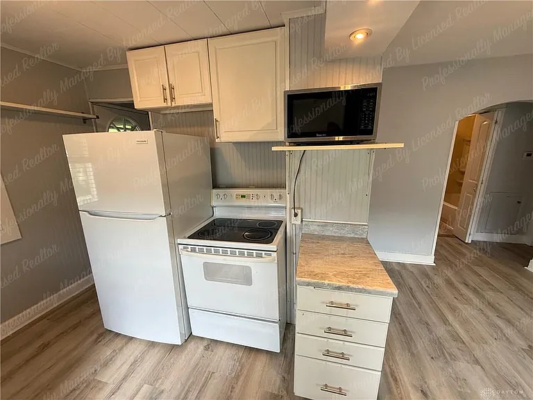 185 N Northampton Ave — Photo 10