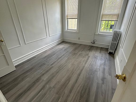 2nd image of 10803 101st Ave