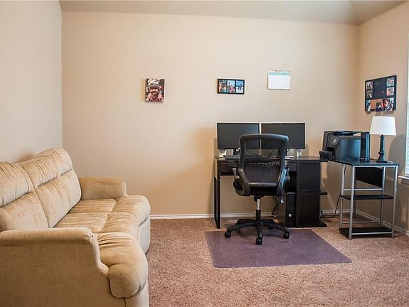 3rd image of 4708 Sleepy Meadows Dr