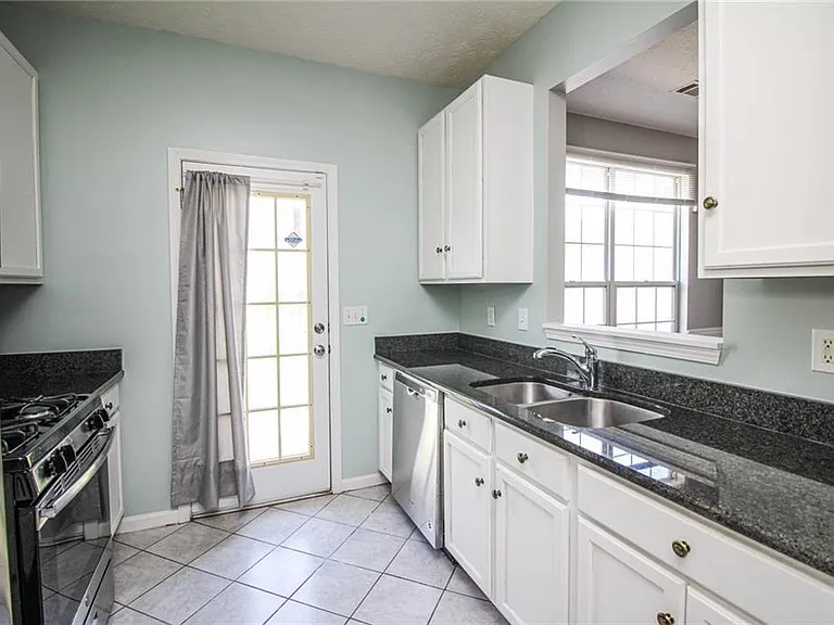 6476 Portside Way — Photo 9