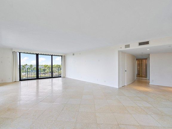 3rd image of 3360 S Ocean Blvd APT 3