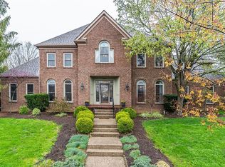 2209 Woodburn Hall Rd, Lexington, KY 40515