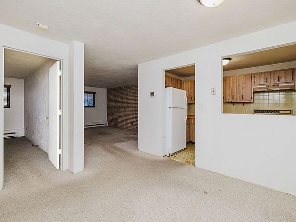 5th image of 16 Erick Rd APT 4