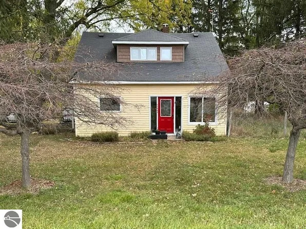 11941 S M 37, Buckley, MI 49620