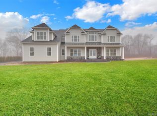 26 Estates Circle, Melville, NY 11747