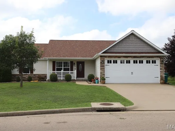 546 Northhaven Ct, Farmington, MO 63640