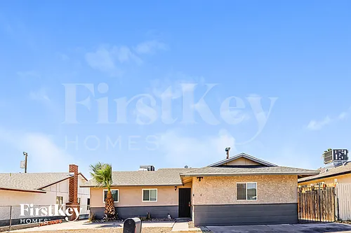 4843 Fairfax Ave Photo 1
