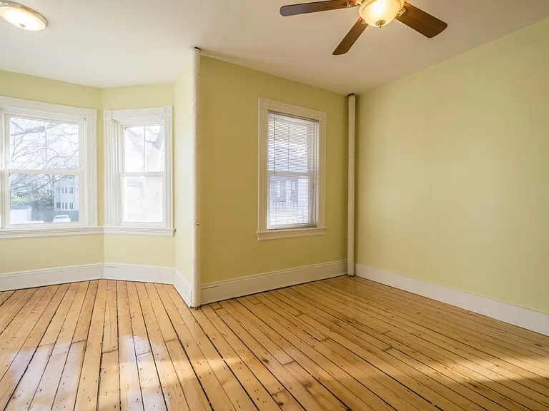 134 S Angell St — Photo 7