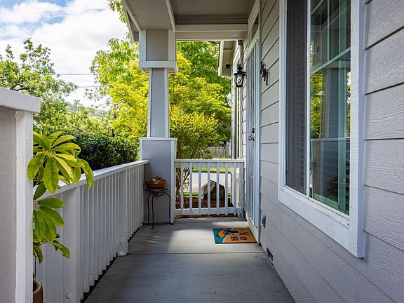 5th image of 2591 Meda Avenue