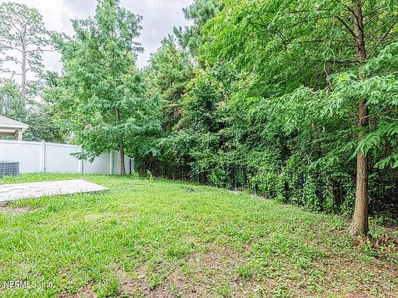 3rd image of 12887 Chandlers Crossing Ln