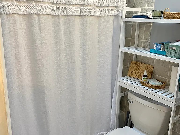 Upstairs hall bathroom