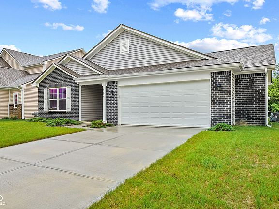 3rd image of 6302 Meadow Path Way