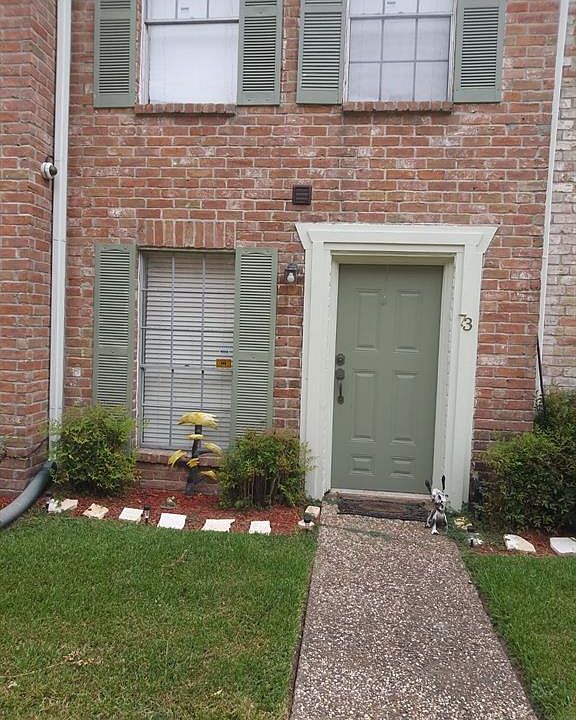 1st image of 73 E Park West Dr